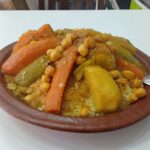 النظافة و طبخ بالمبيت