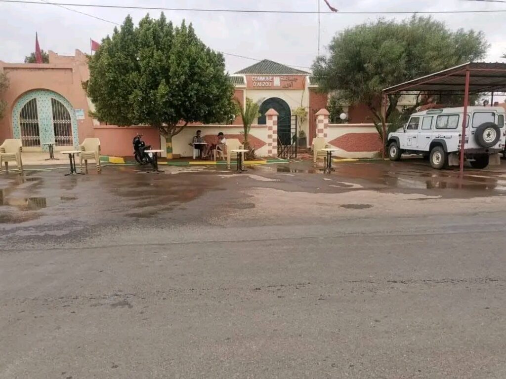 مطلوب بنت تسربيا في مقهى بنواحي العطاوية